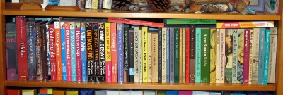De boekenkast van Gerda en Annelies